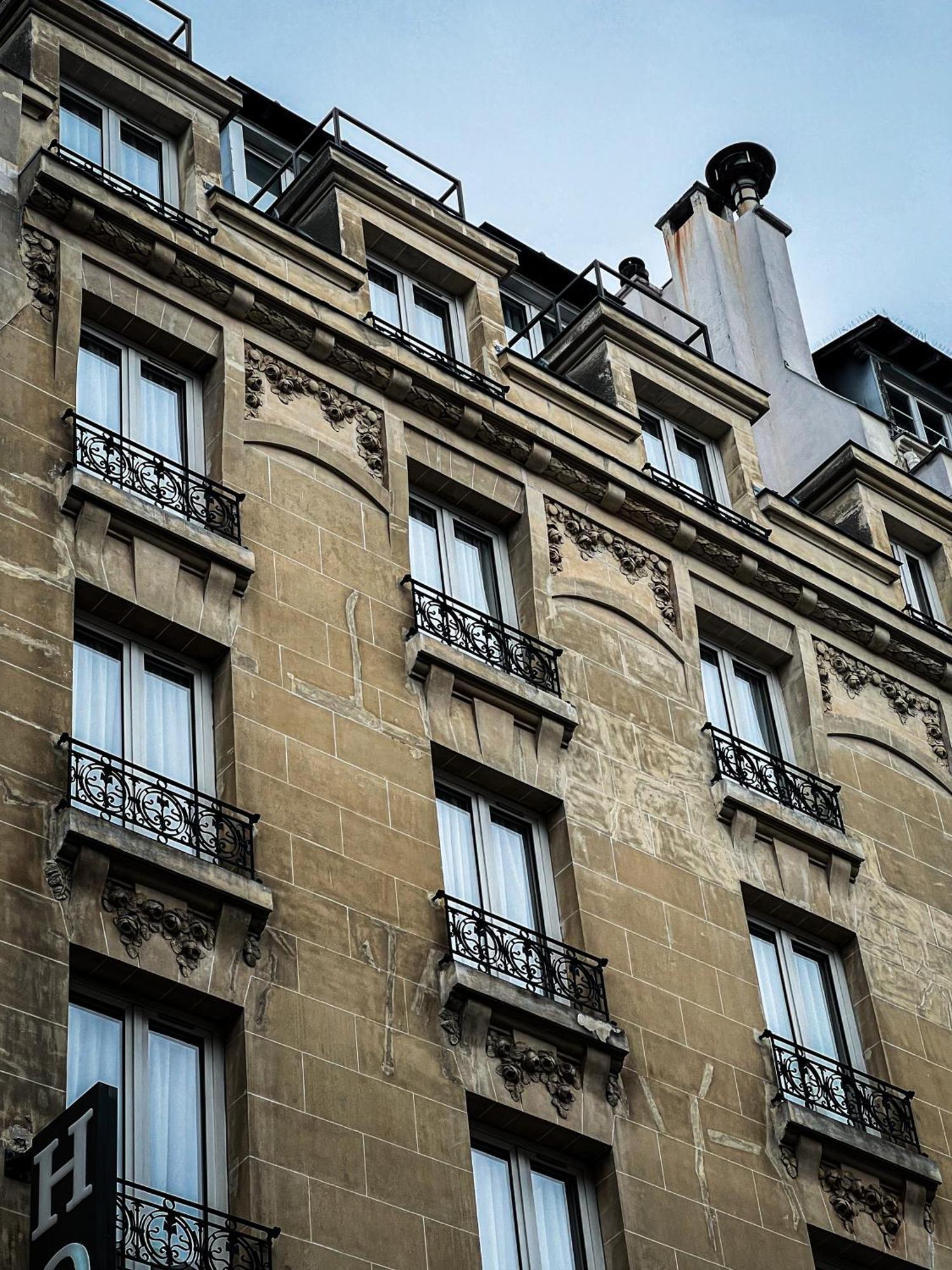 Hotel De Flore - Montmartre Paris Luaran gambar