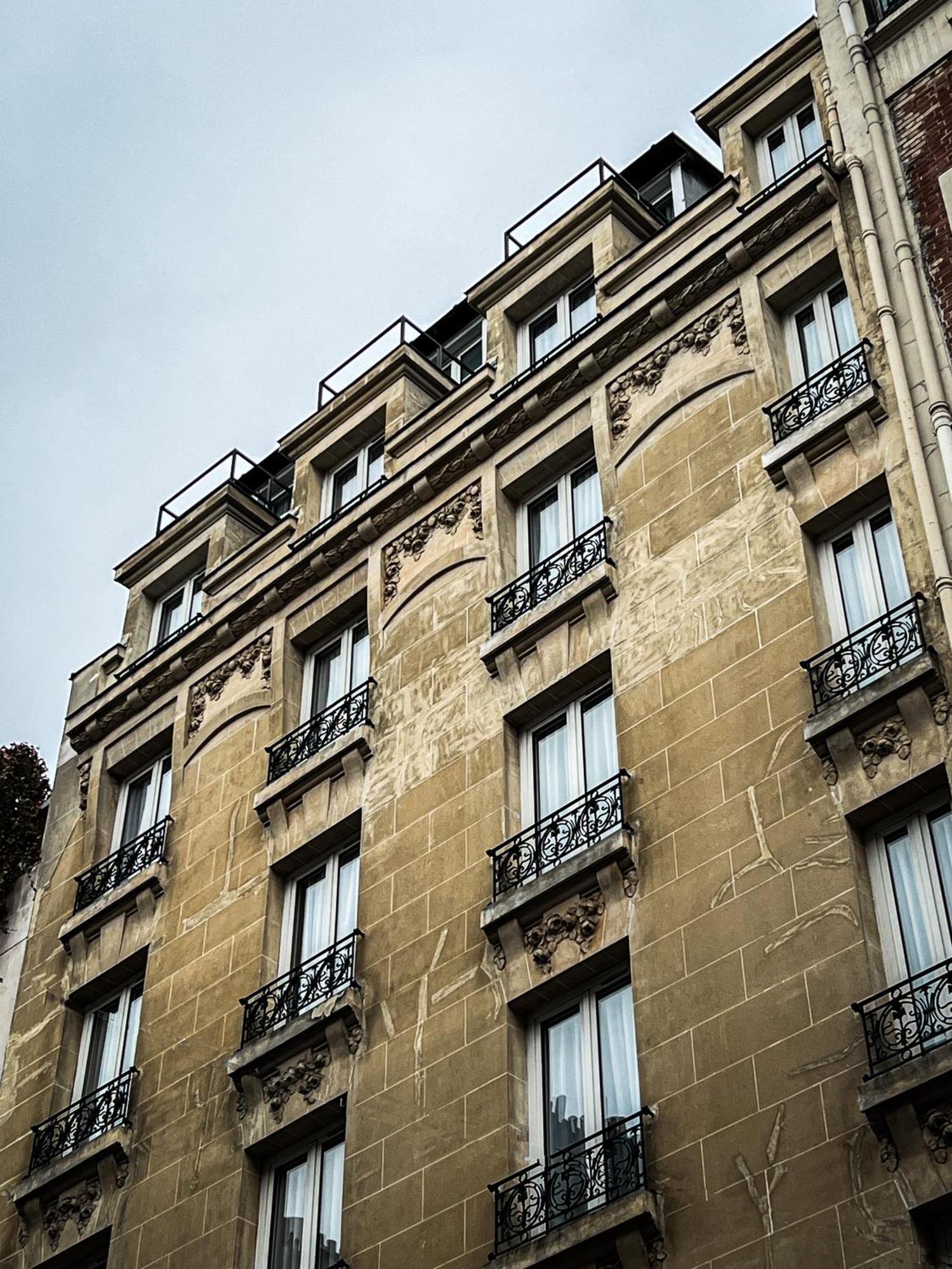 Hotel De Flore - Montmartre Paris Luaran gambar