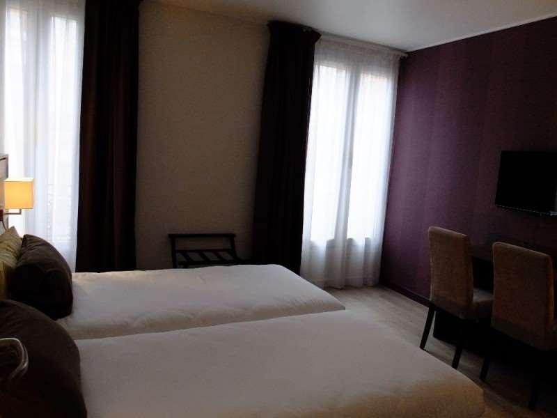 Hotel De Flore - Montmartre Paris Bilik gambar